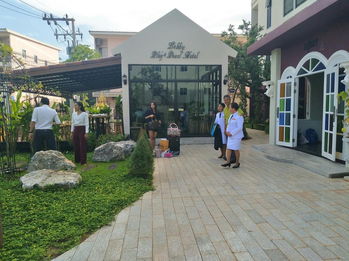 Ploy'S Pearl Hotel Surat Thani Exterior foto